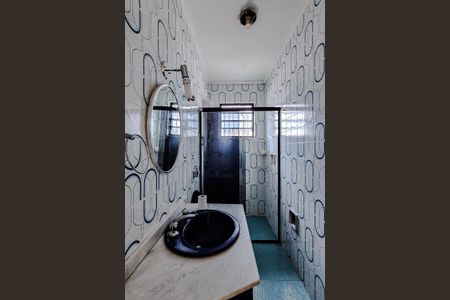 Casa à venda com 162m², 3 quartos e 2 vagasBanheiro