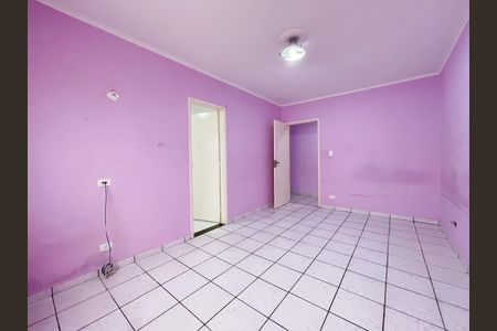 Casa à venda com 250m², 2 quartos e 2 vagasSuíte