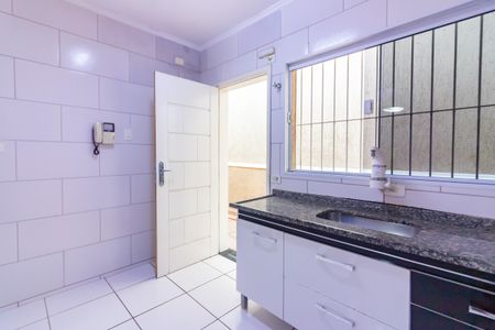 Casa para alugar com 250m², 3 quartos e 2 vagasCozinha 