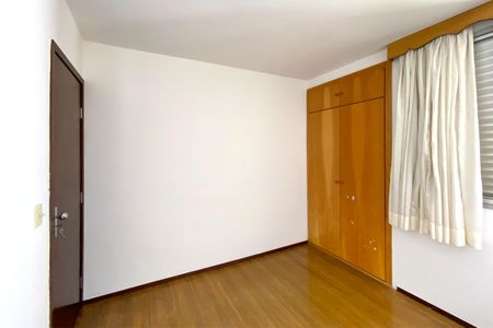 Apartamento para alugar com 88m², 2 quartos e 1 vagaQuarto 2