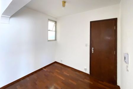 Apartamento para alugar com 88m², 2 quartos e 1 vagaSala de estar