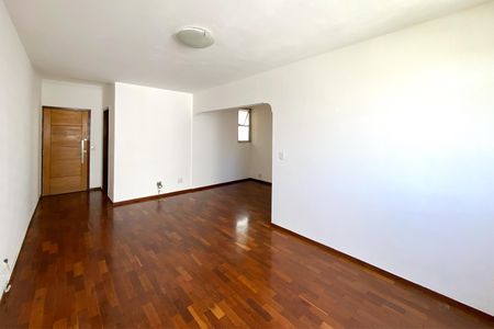 Apartamento para alugar com 88m², 2 quartos e 1 vagaSala