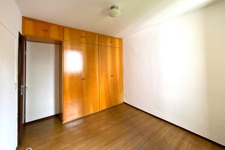 Apartamento para alugar com 88m², 2 quartos e 1 vagaQuarto 1