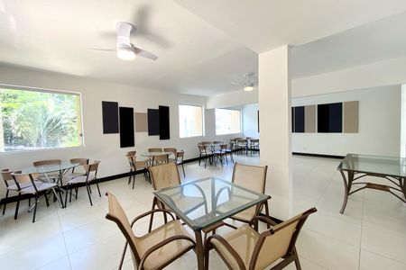 Apartamento para alugar com 88m², 2 quartos e 1 vagaÁrea comum - Salão de festas