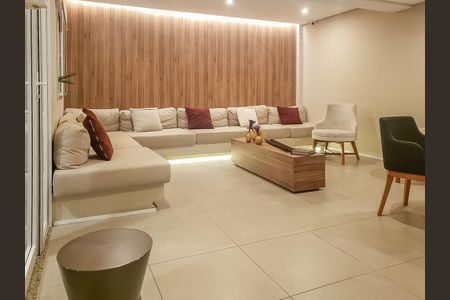 Apartamento à venda com 28m², 1 quarto e sem vaga Apartamento à venda com 28m², 1 quarto e sem vagaÁrea comum - Salão de festas