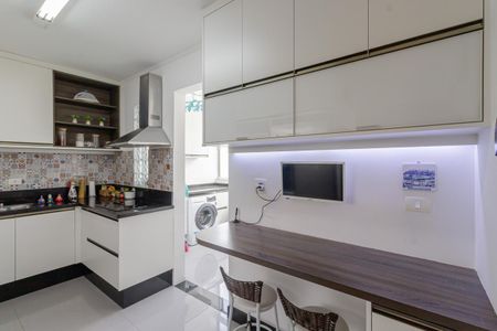 Apartamento à venda com 86m², 2 quartos e 1 vaga Apartamento à venda com 86m², 2 quartos e 1 vagaCozinha