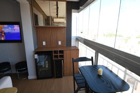 Sala de apartamento para alugar com 2 quartos, 57m² em Centro, Campinas