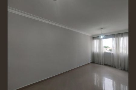 Apartamento à venda com 74m², 3 quartos e 2 vagasSala