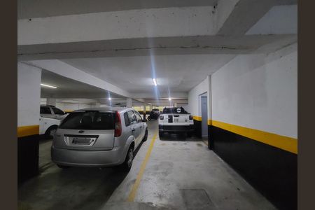 Apartamento à venda com 74m², 3 quartos e 2 vagasVagas duplas, fixas e livres