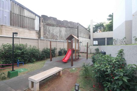 Apartamento para alugar com 37m², 2 quartos e sem vaga