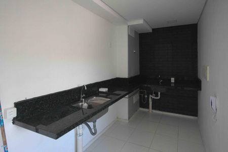 Apartamento para alugar com 37m², 2 quartos e sem vaga