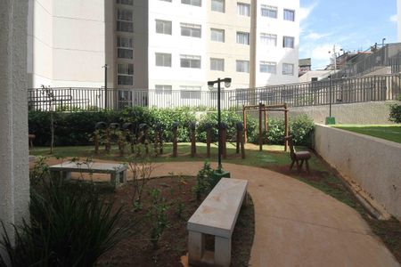 Apartamento para alugar com 37m², 2 quartos e sem vaga