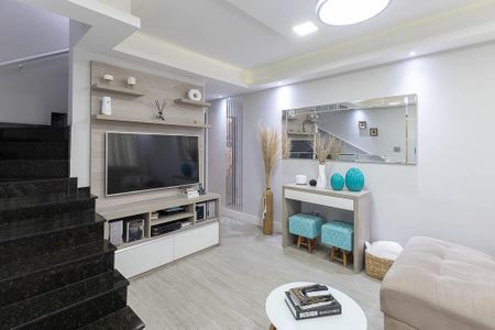 Sala  de casa à venda com 3 quartos, 150m² em Vila Maria Baixa, São Paulo