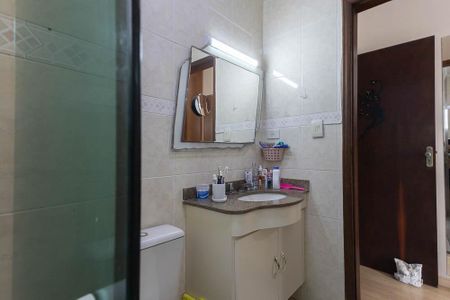 Casa à venda com 150m², 3 quartos e 2 vagasBanheiro da Suíte