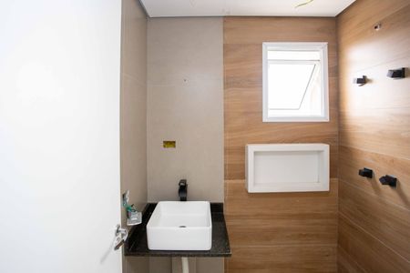 Apartamento à venda com 56m², 2 quartos e 2 vagasBanheiro 1