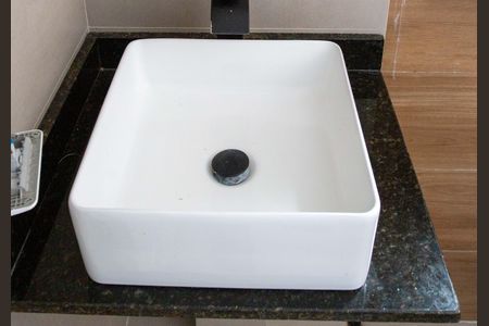 Apartamento à venda com 56m², 2 quartos e 2 vagasBanheiro 1