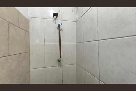 Banheiro de kitnet/studio para alugar com 1 quarto, 24m² em Ipiranga, São Paulo