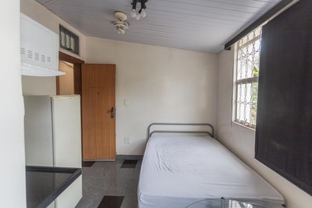 Quarto/Cozinha de kitnet/studio para alugar com 1 quarto, 12m² em Lourdes, Belo Horizonte