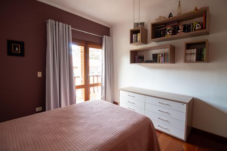 Casa para alugar com 372m², 4 quartos e 5 vagasQuarto 3