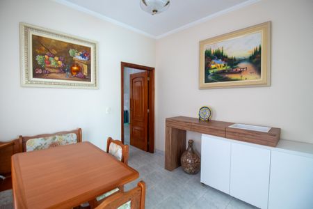 Casa para alugar com 372m², 4 quartos e 5 vagasCopa