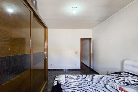 Casa à venda com 200m², 3 quartos e 3 vagasSuíte - Casa 2