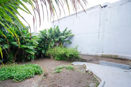 Casa à venda com 562m², 5 quartos e 5 vagasQuintal 