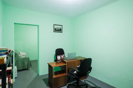 Casa à venda com 562m², 5 quartos e 5 vagasEscritório