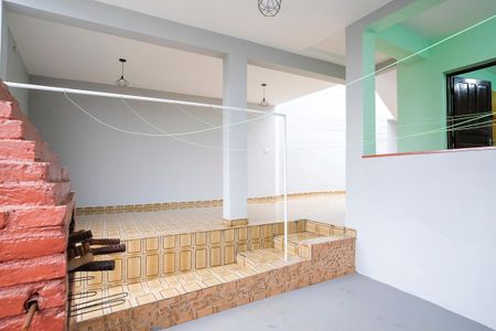 Casa à venda com 562m², 5 quartos e 5 vagasQuintal 