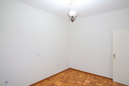 Casa à venda com 562m², 5 quartos e 5 vagasQuarto 1 casa 1