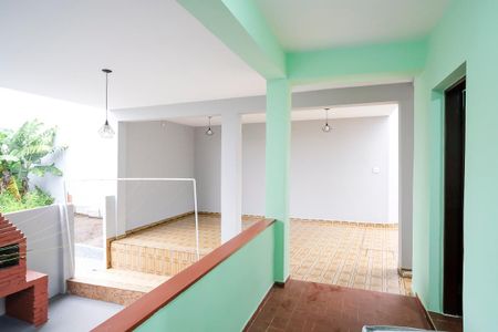 Casa à venda com 562m², 5 quartos e 5 vagasÁrea de serviço casa 2