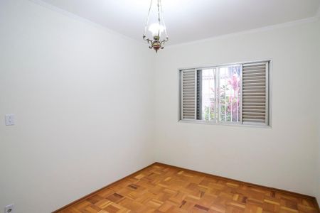 Casa à venda com 562m², 5 quartos e 5 vagasQuarto 1 casa 1