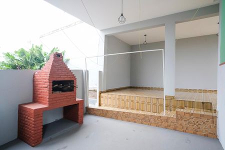 Casa à venda com 562m², 5 quartos e 5 vagasQuintal 