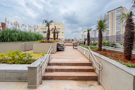 Studio à venda com 24m², 1 quarto e sem vaga Studio à venda com 24m², 1 quarto e sem vagaPiscina