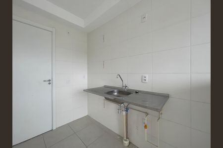 Apartamento para alugar com 32m², 2 quartos e sem vaga Apartamento para alugar com 32m², 2 quartos e sem vagaCozinha e Área de Serviço