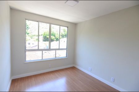 Apartamento à venda com 100m², 3 quartos e 1 vagaQuarto 2