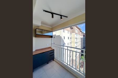 Apartamento à venda com 60m², 2 quartos e 2 vagasVaranda