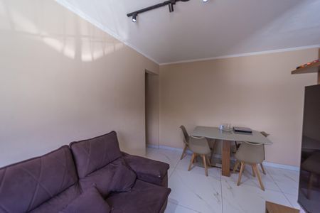 Sala de apartamento para alugar com 2 quartos, 45m² em Vila Salete, São Paulo