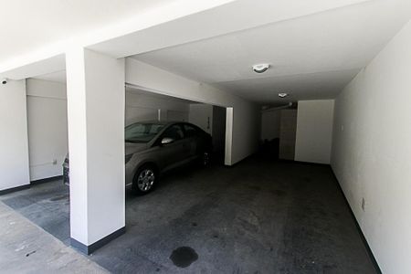 Casa de condomínio para alugar com 320m², 3 quartos e 2 vagasÁrea comum  - Garagem