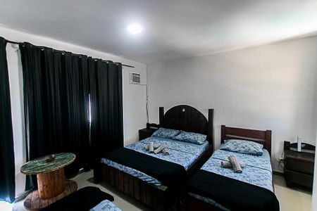 Casa de condomínio para alugar com 320m², 3 quartos e 2 vagasQuarto 2