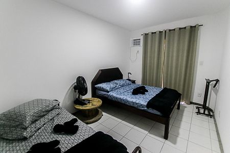 Casa de condomínio para alugar com 320m², 3 quartos e 2 vagasQuarto 1