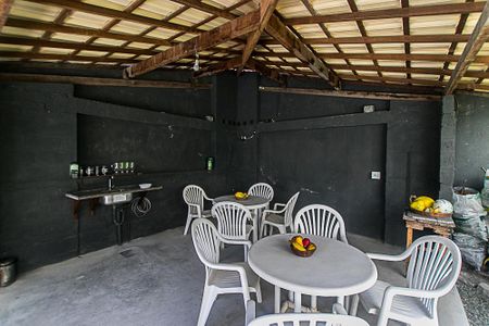 Casa de condomínio para alugar com 320m², 3 quartos e 2 vagasÁrea comum - Churrasqueira