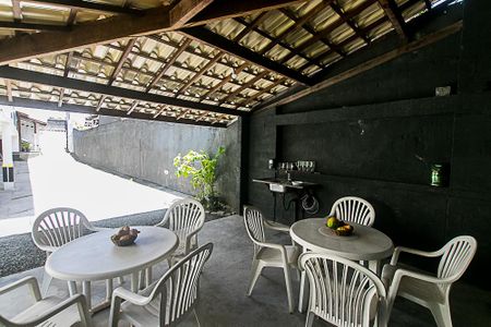 Casa de condomínio para alugar com 320m², 3 quartos e 2 vagasÁrea comum - Churrasqueira