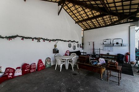 Casa de condomínio para alugar com 320m², 3 quartos e 2 vagasÁrea comum - Academia