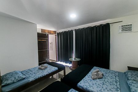 Casa de condomínio para alugar com 320m², 3 quartos e 2 vagasQuarto 2