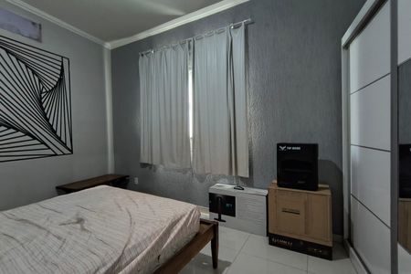 Casa à venda com 350m², 3 quartos e 4 vagas Casa à venda com 350m², 3 quartos e 4 vagasQuarto 2
