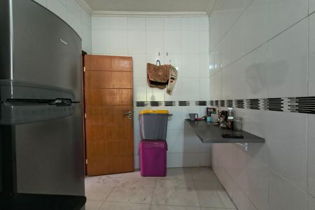 Casa à venda com 350m², 3 quartos e 4 vagas Casa à venda com 350m², 3 quartos e 4 vagasCozinha - Armários
