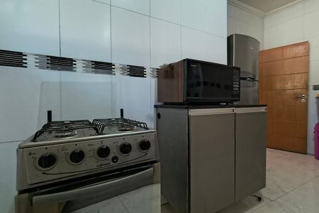 Casa à venda com 350m², 3 quartos e 4 vagas Casa à venda com 350m², 3 quartos e 4 vagasCozinha - Armários