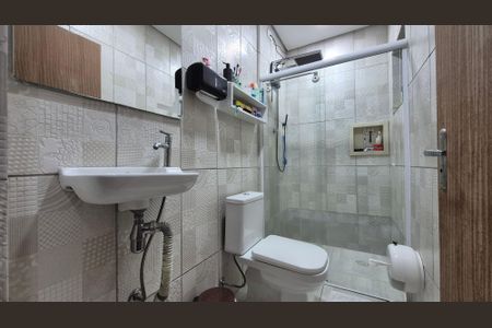 Casa à venda com 191m², 2 quartos e 1 vaga Casa à venda com 191m², 2 quartos e 1 vagaBanheiro