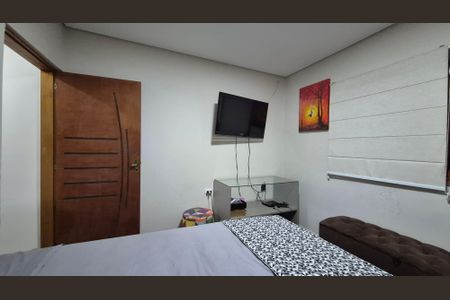 Casa à venda com 191m², 2 quartos e 1 vaga Casa à venda com 191m², 2 quartos e 1 vagaQuarto