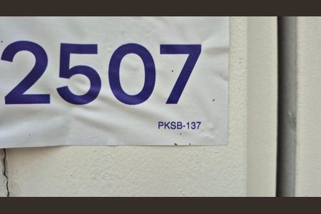 Casa à venda com 191m², 2 quartos e 1 vaga Casa à venda com 191m², 2 quartos e 1 vagaPlaca